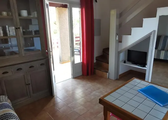 De Tourisme Les Hauts De L'avena サルテーヌ